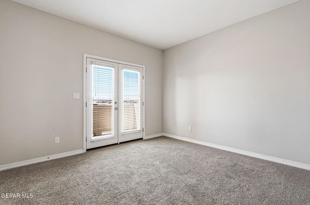 7480 NORTE CHILE Way, El Paso, TX 79934