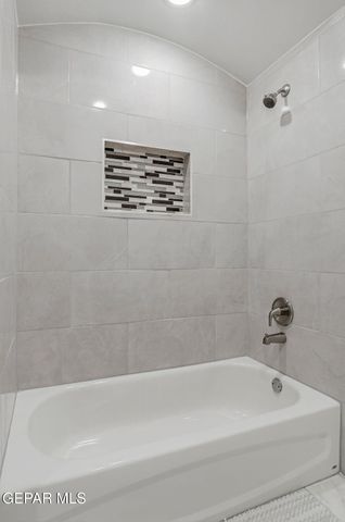 7480 NORTE CHILE Way, El Paso, TX 79934