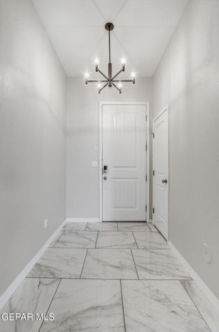 7480 NORTE CHILE Way, El Paso, TX 79934