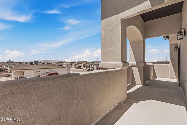 7480 NORTE CHILE Way, El Paso, TX 79934