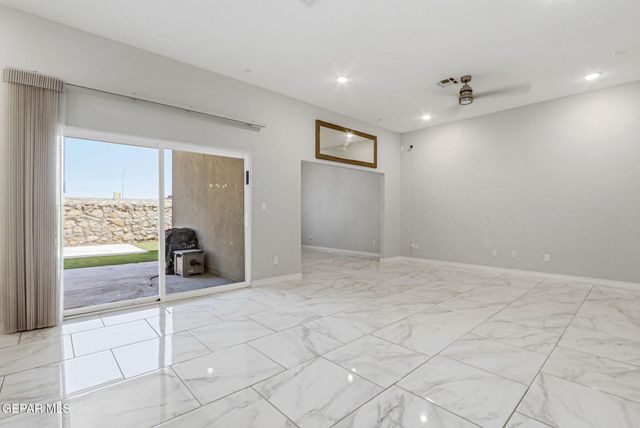 7480 NORTE CHILE Way, El Paso, TX 79934
