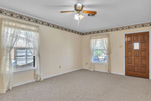 501 Samuel St, Marshall, TX 75670