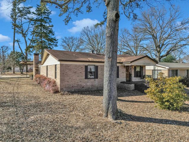 501 Samuel St, Marshall, TX 75670