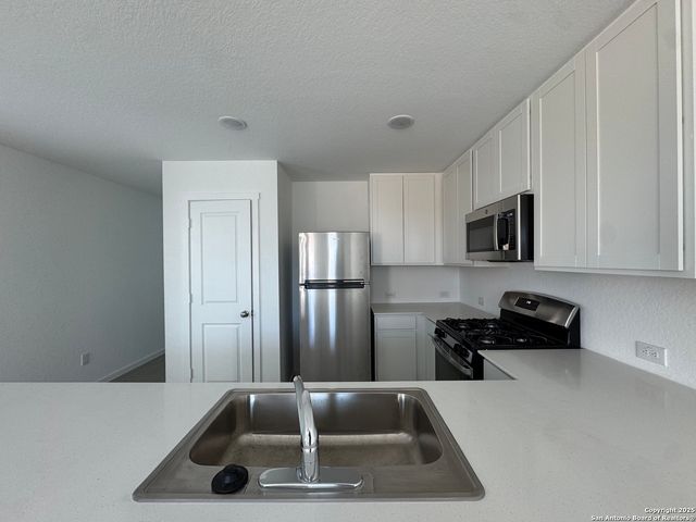 11914 Bluebell Ridge, Converse, TX 78109