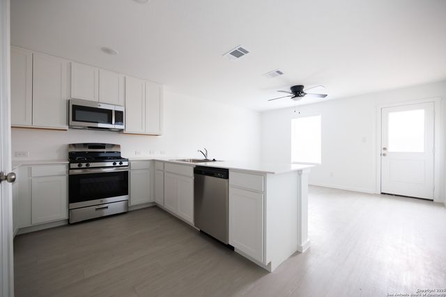 11914 Bluebell Ridge, Converse, TX 78109