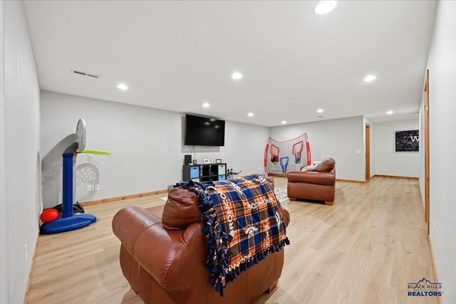 3826 WARD AVE, Spearfish, SD 57783