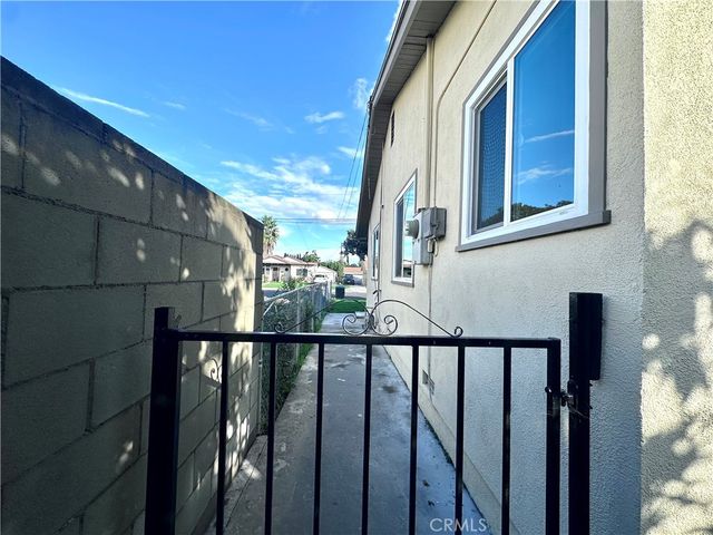 233 Russell, Monterey Park, CA 91755