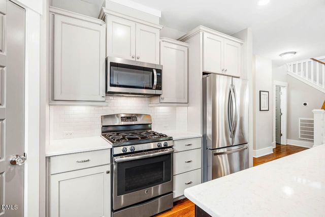 20 Tarwick Avenue, Chapel Hill, NC 27516