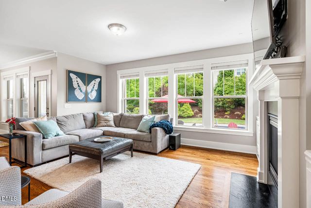 20 Tarwick Avenue, Chapel Hill, NC 27516