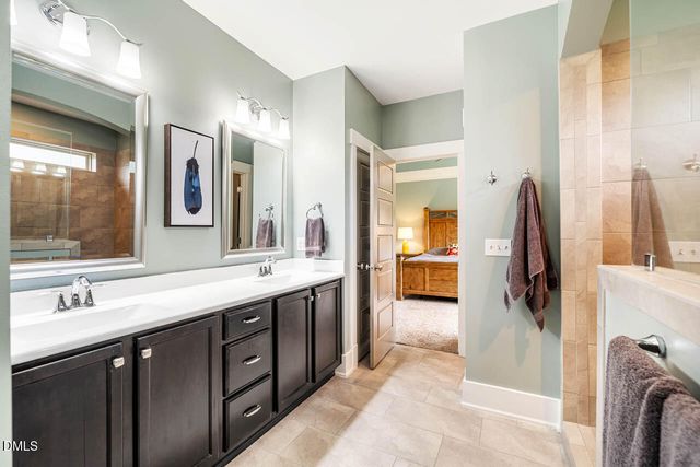 20 Tarwick Avenue, Chapel Hill, NC 27516
