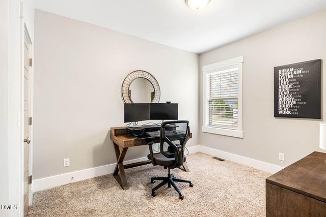 20 Tarwick Avenue, Chapel Hill, NC 27516