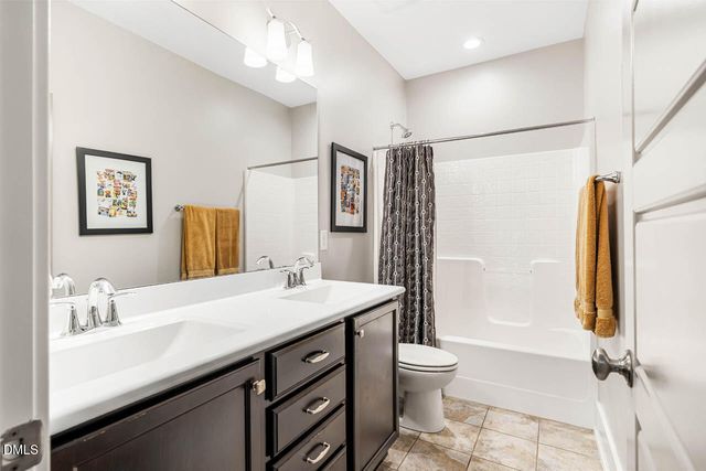 20 Tarwick Avenue, Chapel Hill, NC 27516