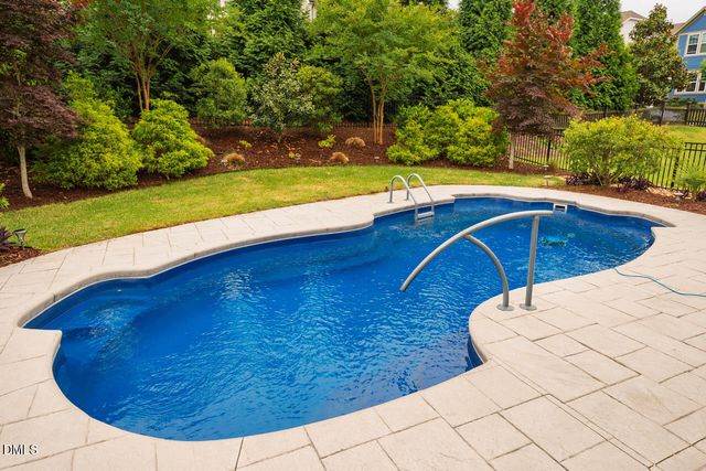 20 Tarwick Avenue, Chapel Hill, NC 27516