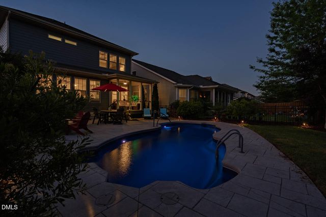 20 Tarwick Avenue, Chapel Hill, NC 27516