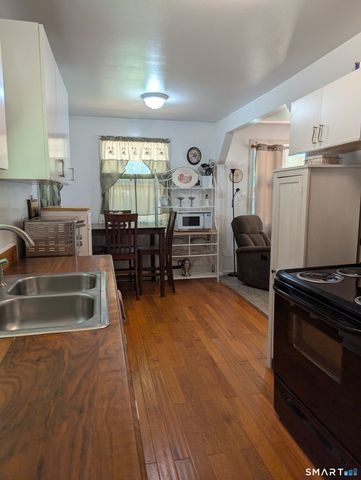 59 Hinckley Street, Norwich, CT 06360