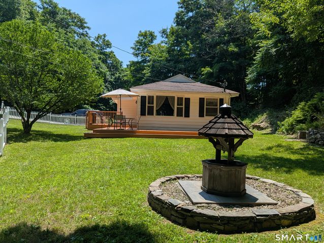59 Hinckley Street, Norwich, CT 06360