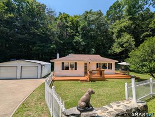 59 Hinckley Street, Norwich, CT 06360