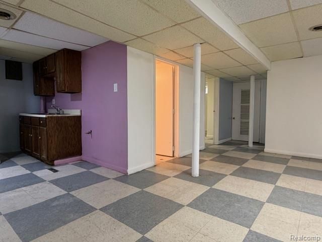3234 Poplar Avenue, Warren, MI 48091