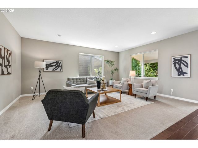 1336 Ne HOLLAND St, Portland, OR 97211