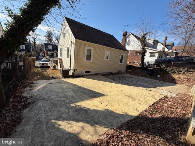 4704 QUADRANT ST, Capitol Heights, MD 20743