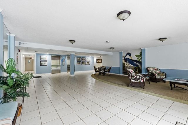 1516 S Lakeside Drive 408, Lake Worth Beach, FL 33460