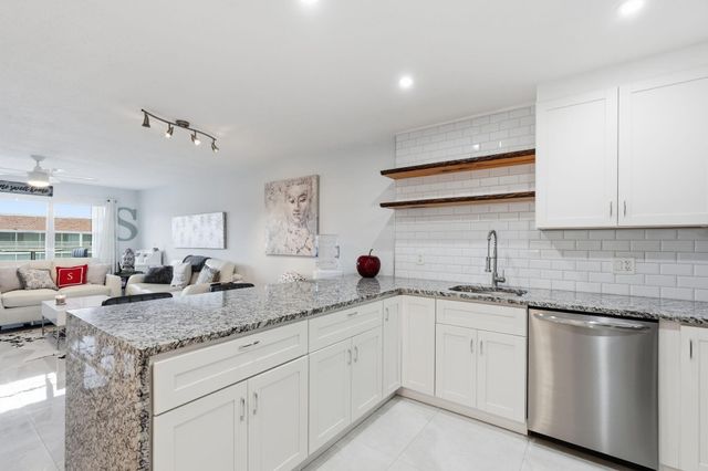1516 S Lakeside Drive 408, Lake Worth Beach, FL 33460