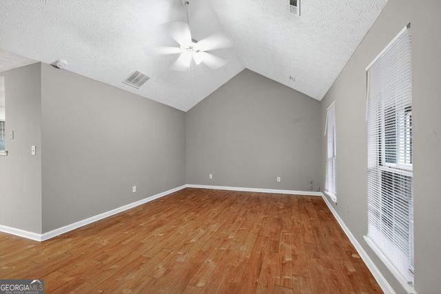 225 Fox Lane Drive, South Fulton, GA 30349