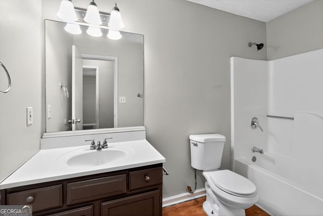 225 Fox Lane Drive, South Fulton, GA 30349