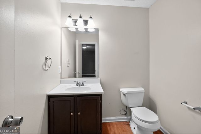 225 Fox Lane Drive, South Fulton, GA 30349