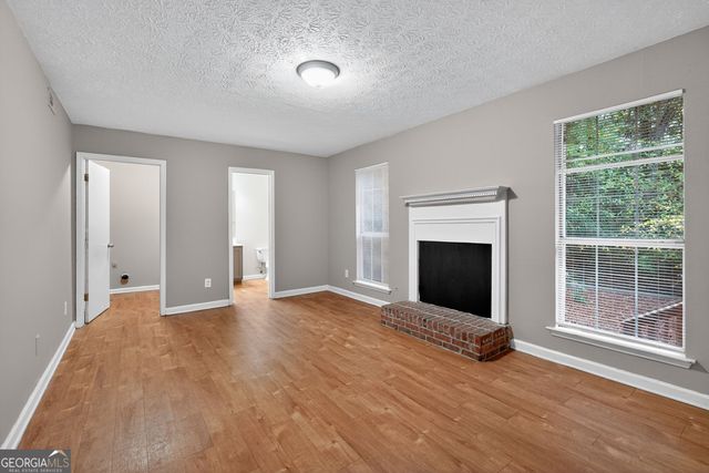 225 Fox Lane Drive, South Fulton, GA 30349