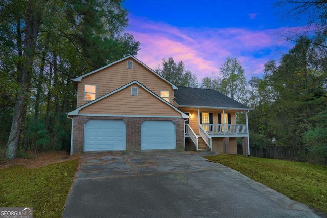 225 Fox Lane Drive, South Fulton, GA 30349