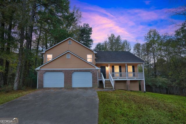 225 Fox Lane Drive, South Fulton, GA 30349