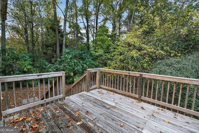 225 Fox Lane Drive, South Fulton, GA 30349