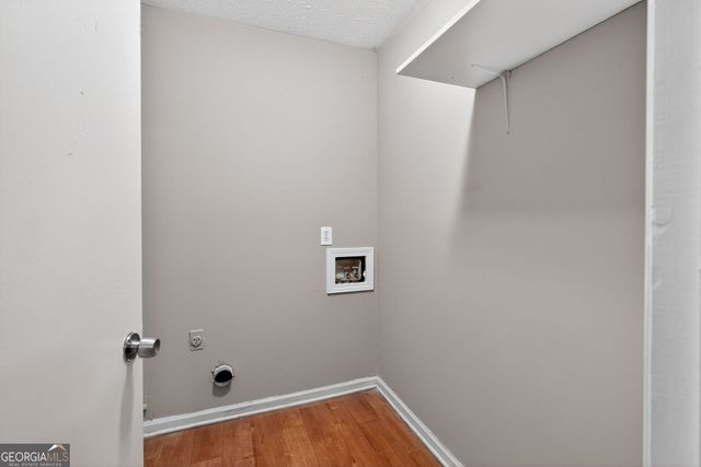 225 Fox Lane Drive, South Fulton, GA 30349