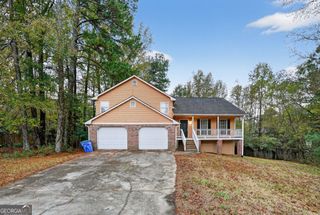 225 Fox Lane Drive, South Fulton, GA 30349