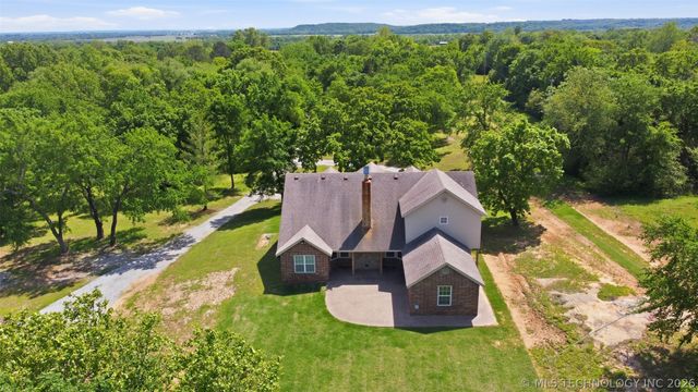 26997 E 161st Street S, Coweta, OK 74429