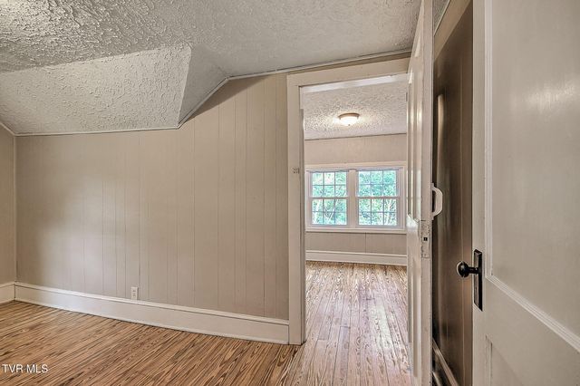 170 Wilhelm Avenue, Weber City, VA 24290