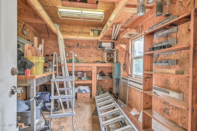 170 Wilhelm Avenue, Weber City, VA 24290