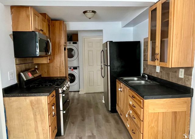 4630 Gertrude Street, Dearborn Heights, MI 48125