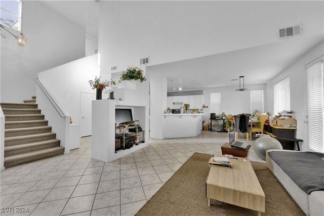 5790 Native Dancer Court, Las Vegas, NV 89113