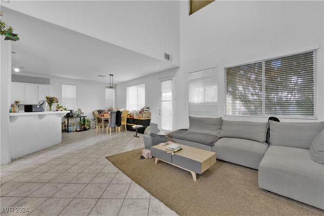 5790 Native Dancer Court, Las Vegas, NV 89113