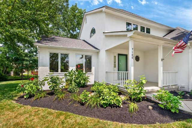 7100 Rossman Court, Canal Winchester, OH 43110