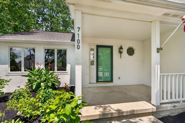 7100 Rossman Court, Canal Winchester, OH 43110