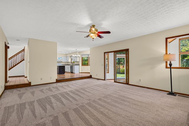7100 Rossman Court, Canal Winchester, OH 43110