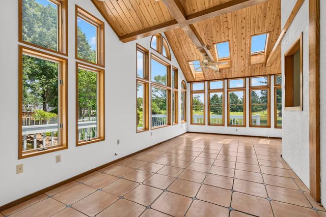7100 Rossman Court, Canal Winchester, OH 43110