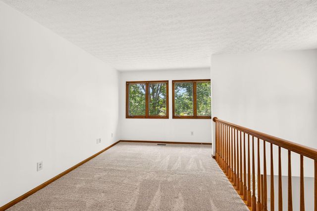 7100 Rossman Court, Canal Winchester, OH 43110