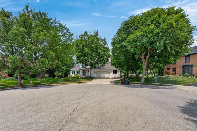 7100 Rossman Court, Canal Winchester, OH 43110
