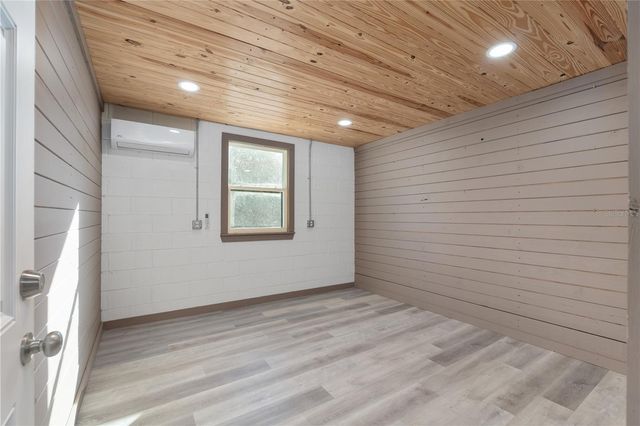 7997 NW 90TH AVENUE, Ocala, FL 34482