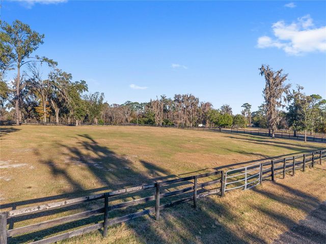 7997 NW 90TH AVENUE, Ocala, FL 34482