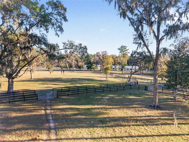 7997 NW 90TH AVENUE, Ocala, FL 34482